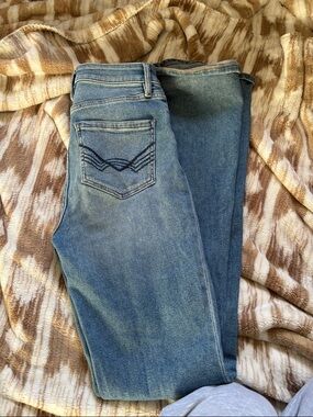 Idyllwind Light Blue Flare Jeans with Embroidered Back Pocket